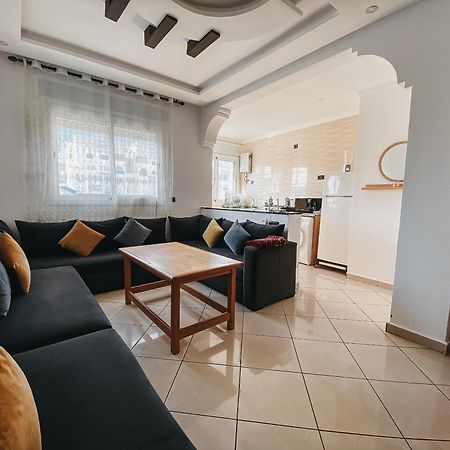 Enjoy Your Vacation Here, 1 Min To The Beach, Only For Families !! Мартиль Экстерьер фото