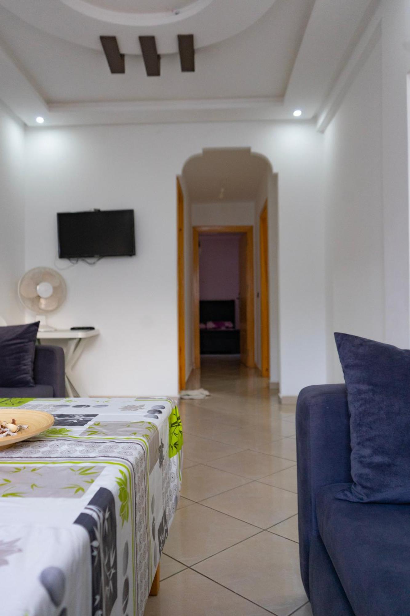 Enjoy Your Vacation Here, 1 Min To The Beach, Only For Families !! Мартиль Экстерьер фото